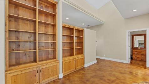 475 Jackson Road Kingsbury TX 78638