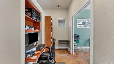 475 Jackson Road Kingsbury TX 78638