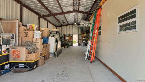 475 Jackson Road Kingsbury TX 78638