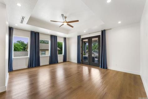 255 Bank Street San Antonio TX 78204