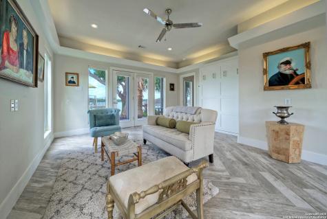 204 N Waterway Drive Kingsland TX 78639