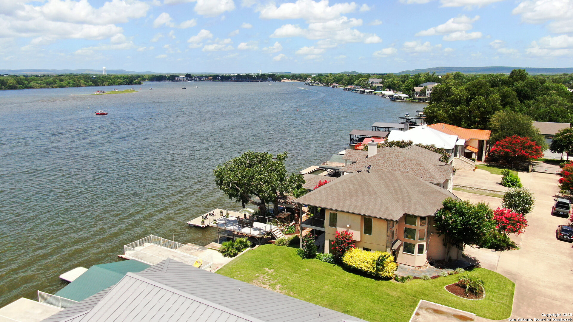 204 N Waterway Drive Kingsland TX 78639