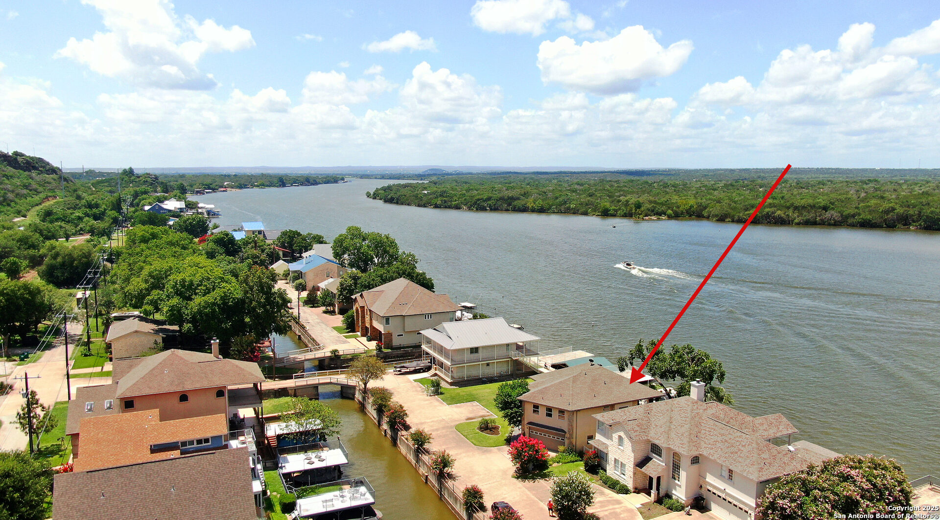 204 N Waterway Drive Kingsland TX 78639