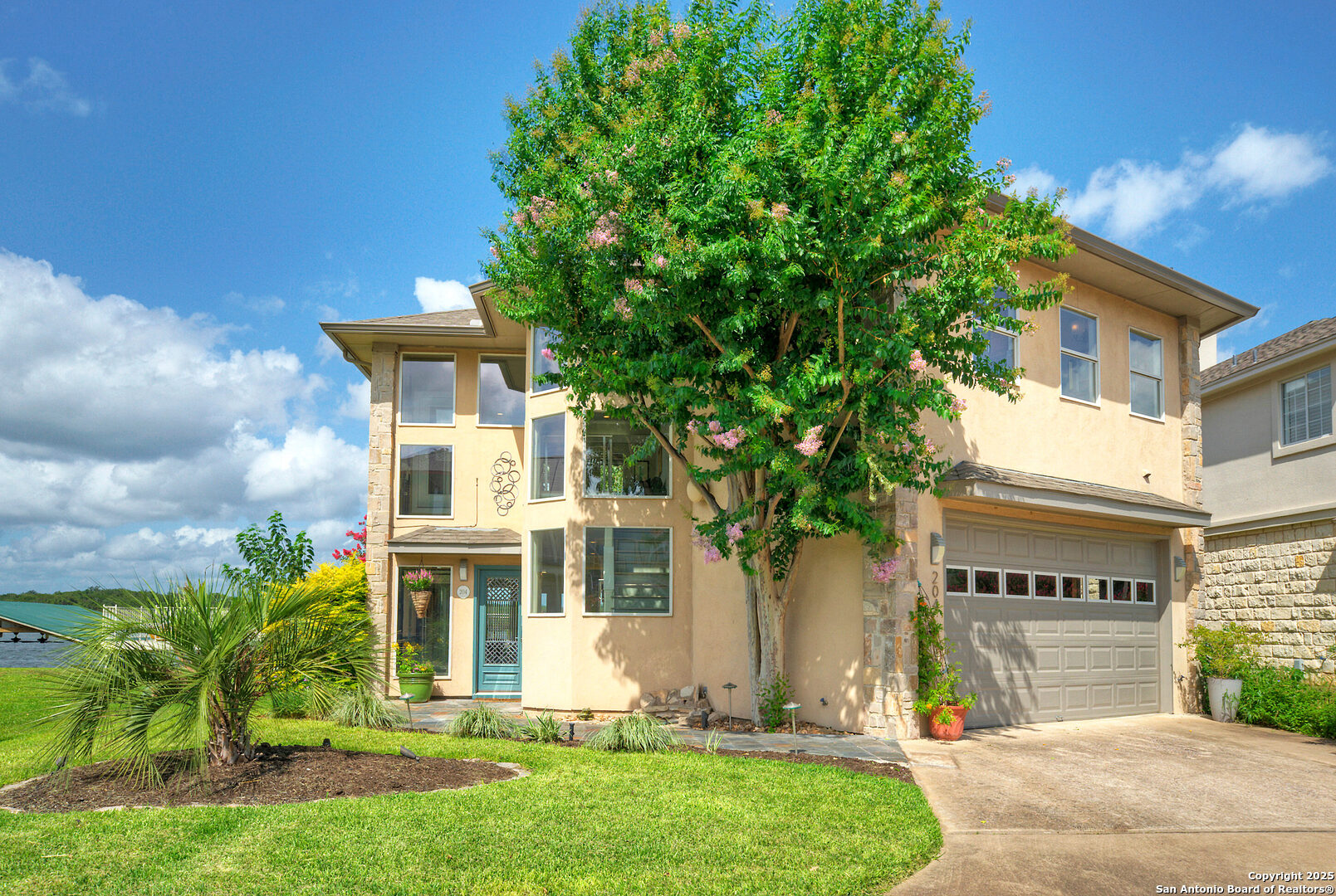 204 N Waterway Drive Kingsland TX 78639