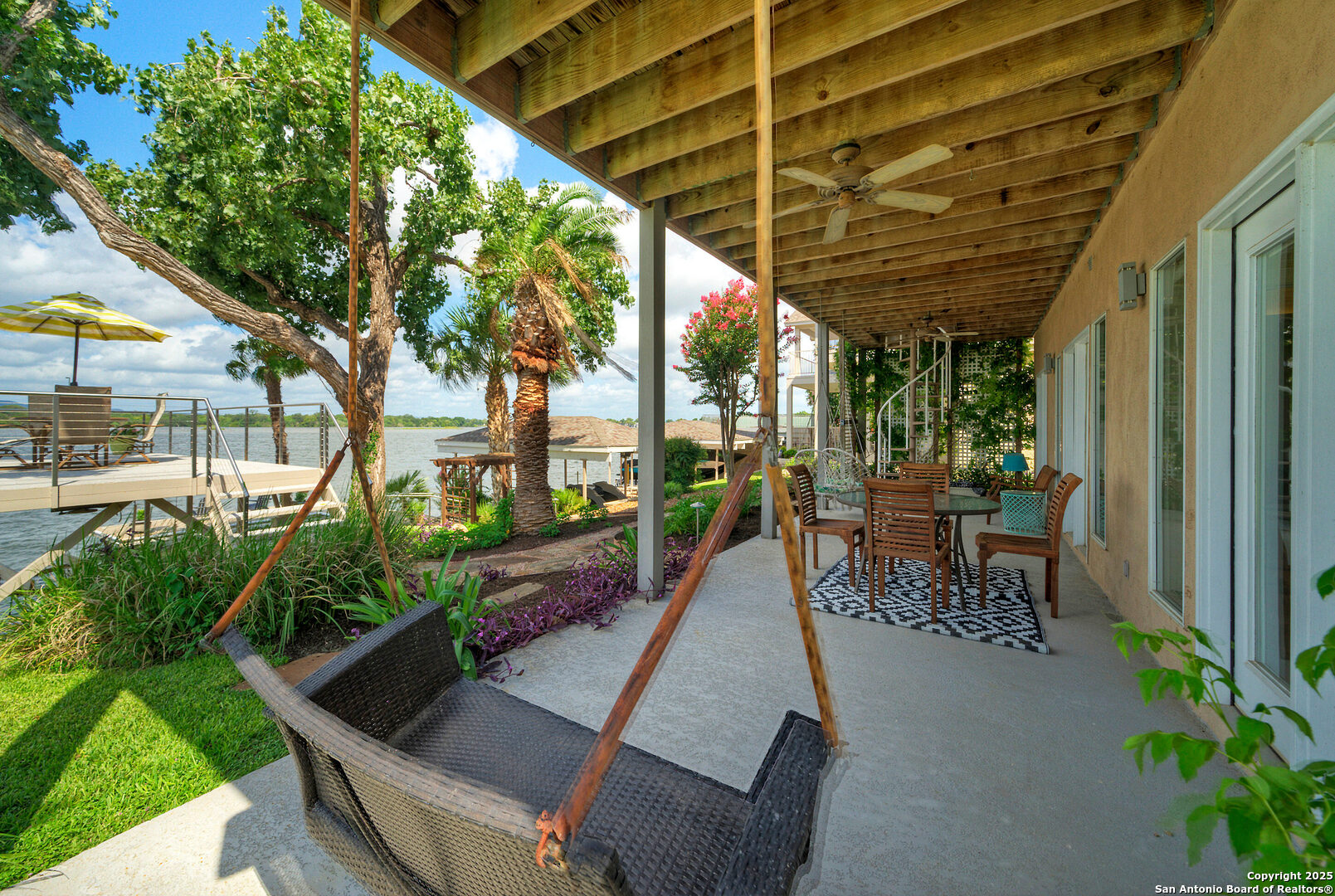204 N Waterway Drive Kingsland TX 78639