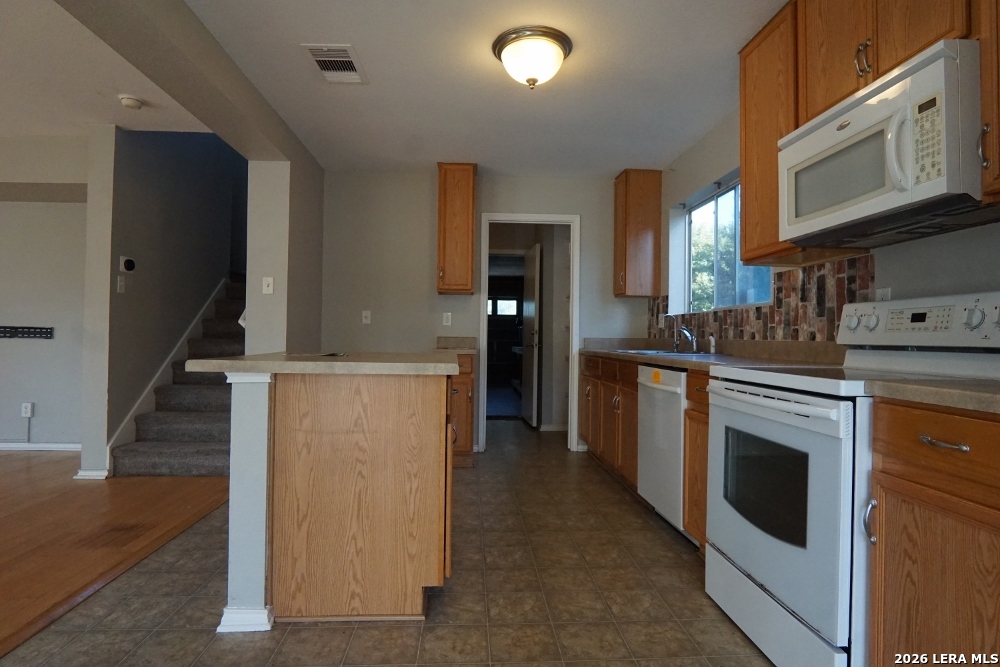 9843 Barhill Bay San Antonio TX 78245