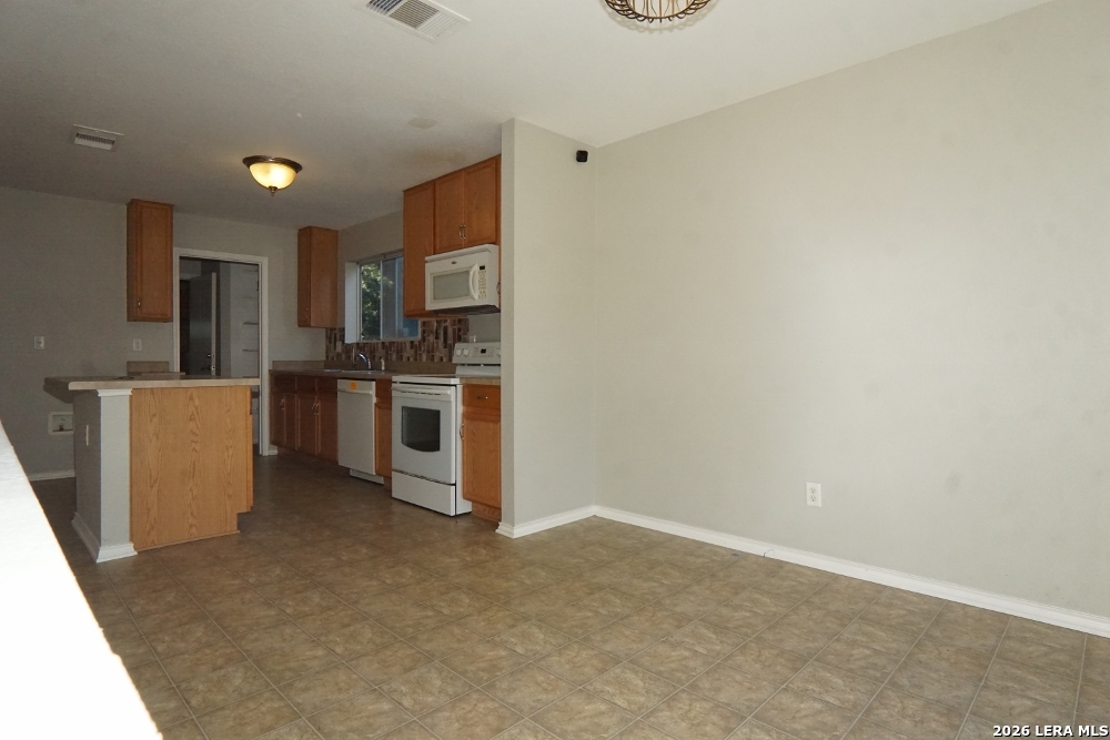 9843 Barhill Bay San Antonio TX 78245
