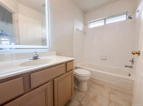 902 La Cascada San Antonio TX 78258