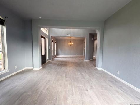 902 La Cascada San Antonio TX 78258