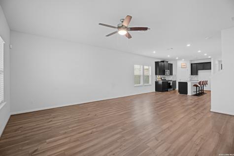 12811 Azan Heights San Antonio TX 78245