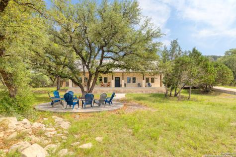 684 Big Shades Road Concan TX 78838