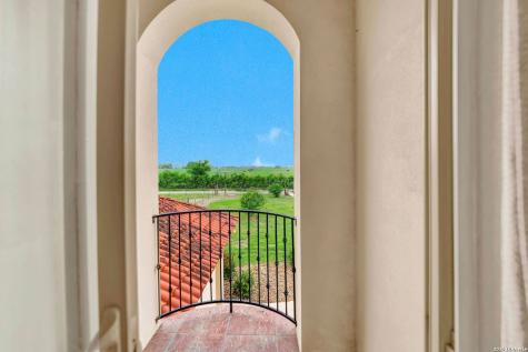 503 Private Road 5764 Lacoste TX 78039
