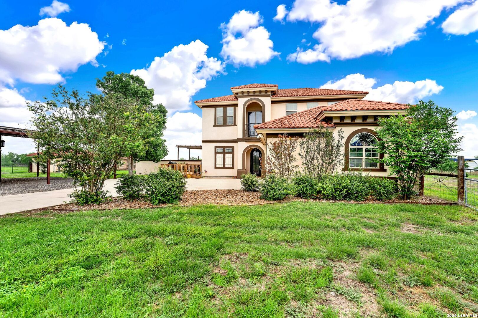 503 Private Road 5764 Lacoste TX 78039