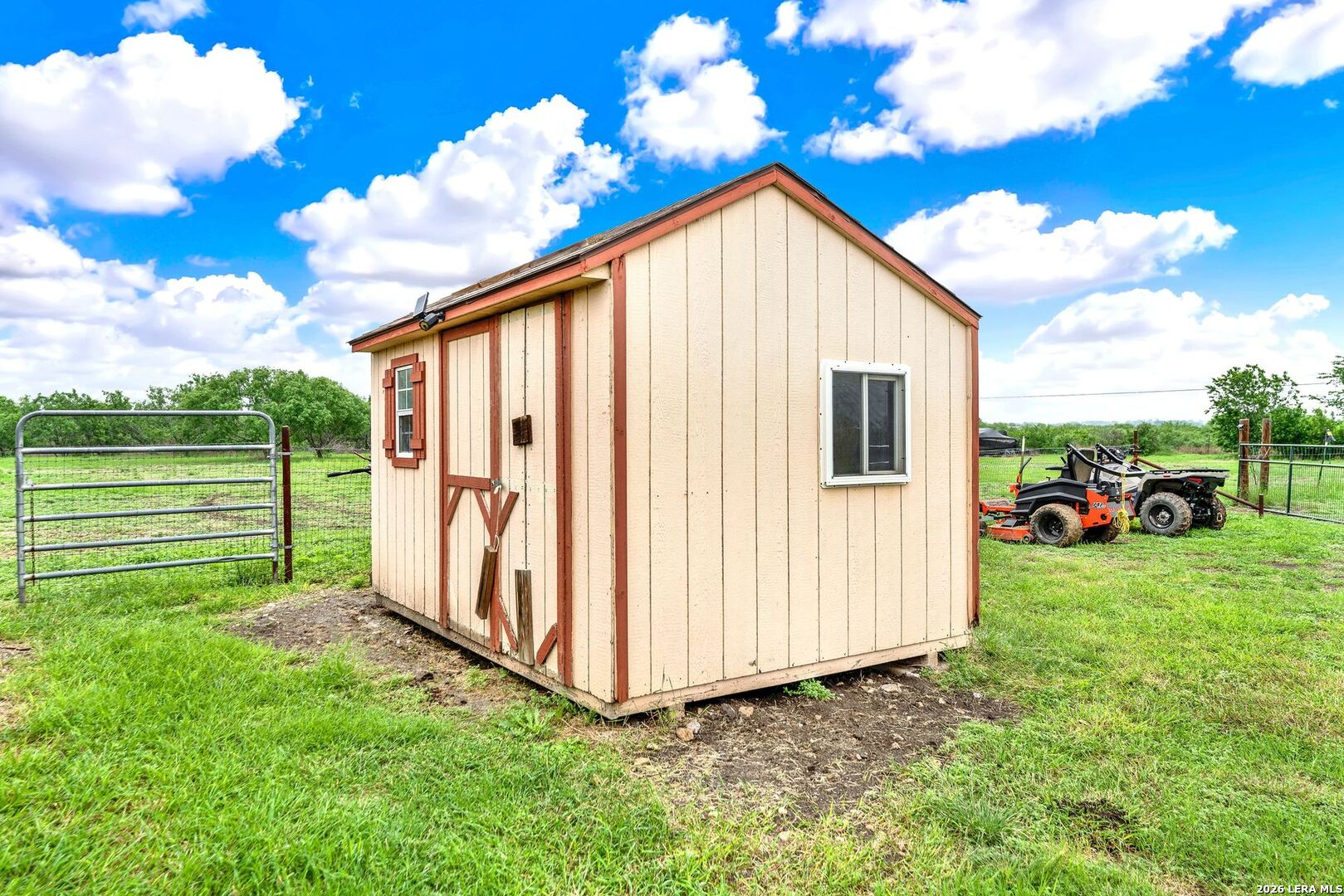 503 Private Road 5764 Lacoste TX 78039