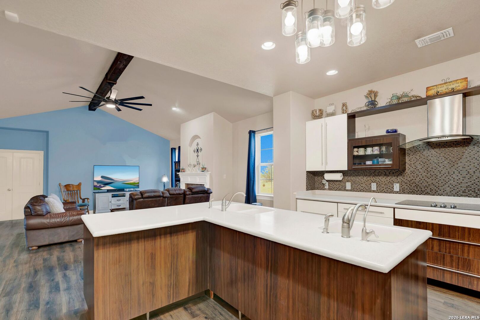 503 Private Road 5764 Lacoste TX 78039