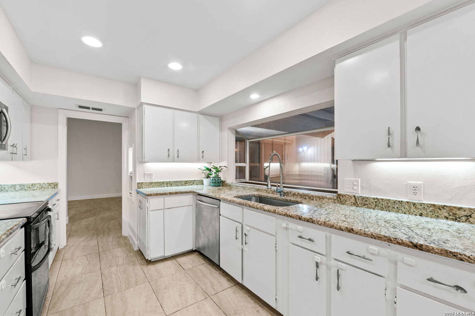 12105 Mission Trace San Antonio TX 78230