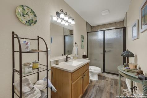 911 Heritage Canyon Lake TX 78133