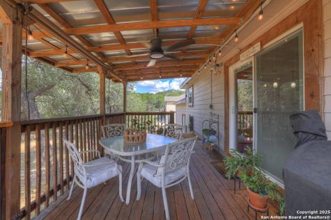911 Heritage Canyon Lake TX 78133