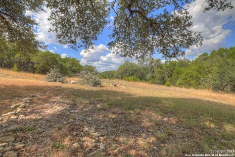 911 Heritage Canyon Lake TX 78133