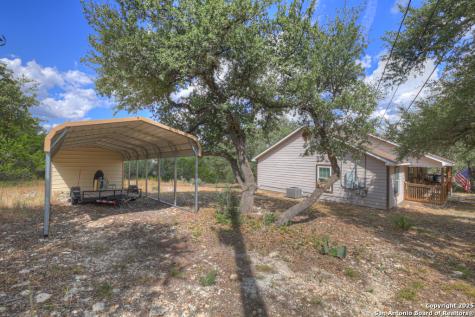 911 Heritage Canyon Lake TX 78133