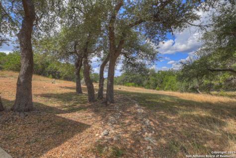 911 Heritage Canyon Lake TX 78133