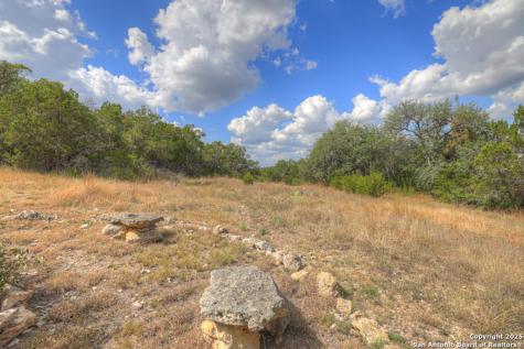 911 Heritage Canyon Lake TX 78133