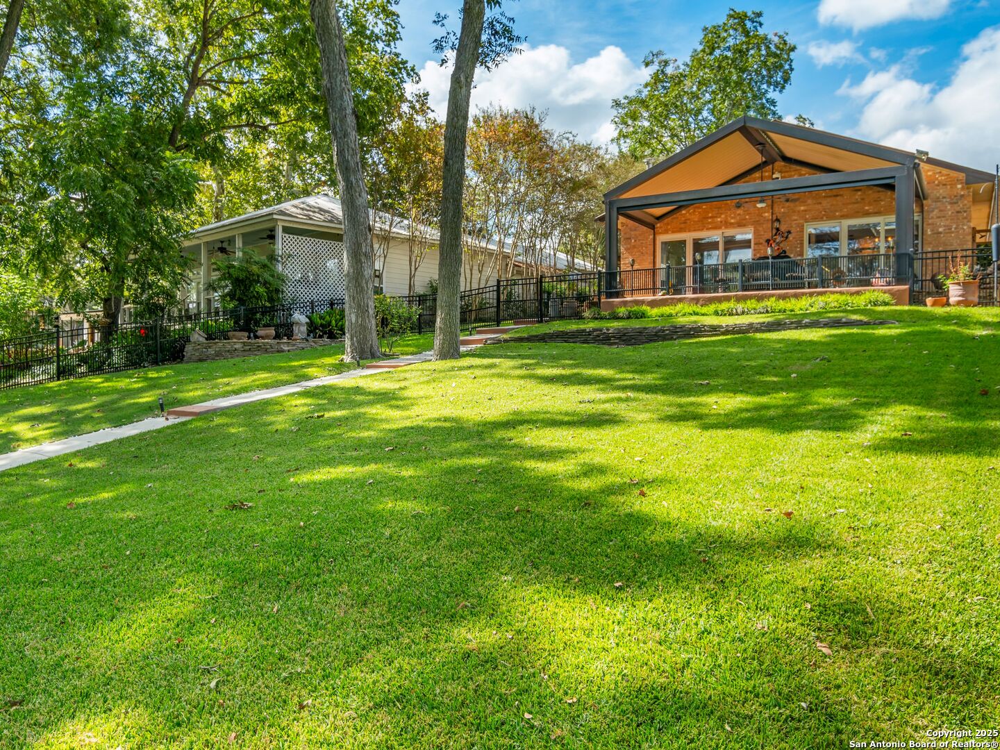 875 Gallagher Mcqueeney TX 78123