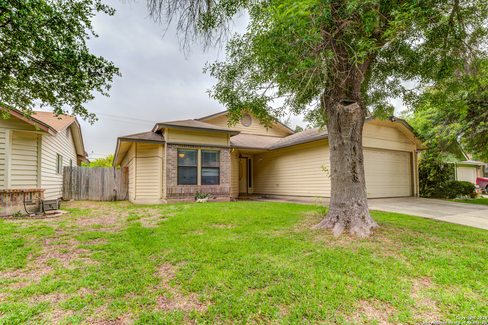 7122 Grassy Trail San Antonio TX 78244