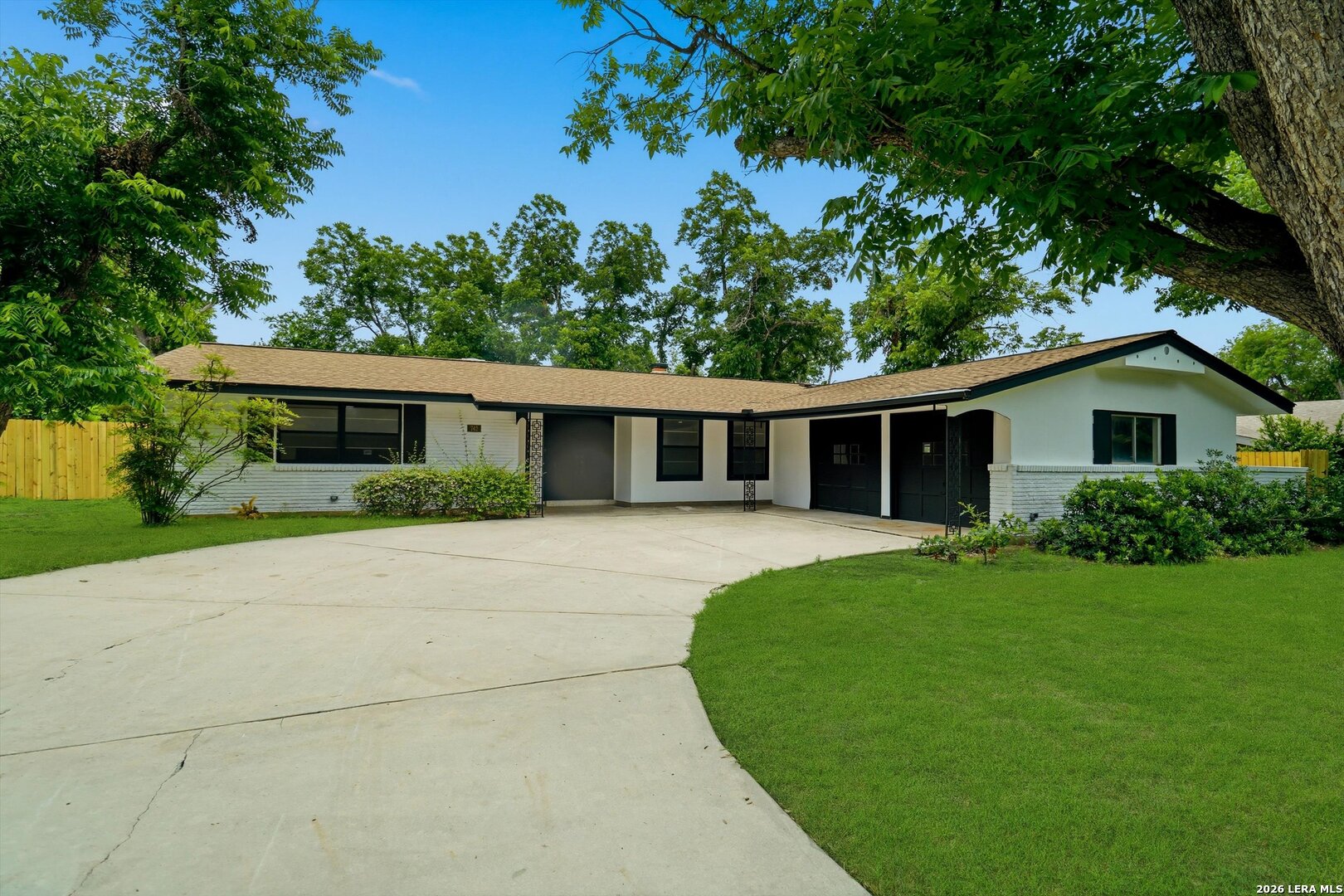 742 Winfield Circle Windcrest TX 78239