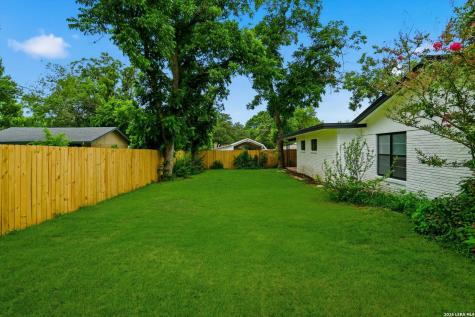 742 Winfield Circle Windcrest TX 78239