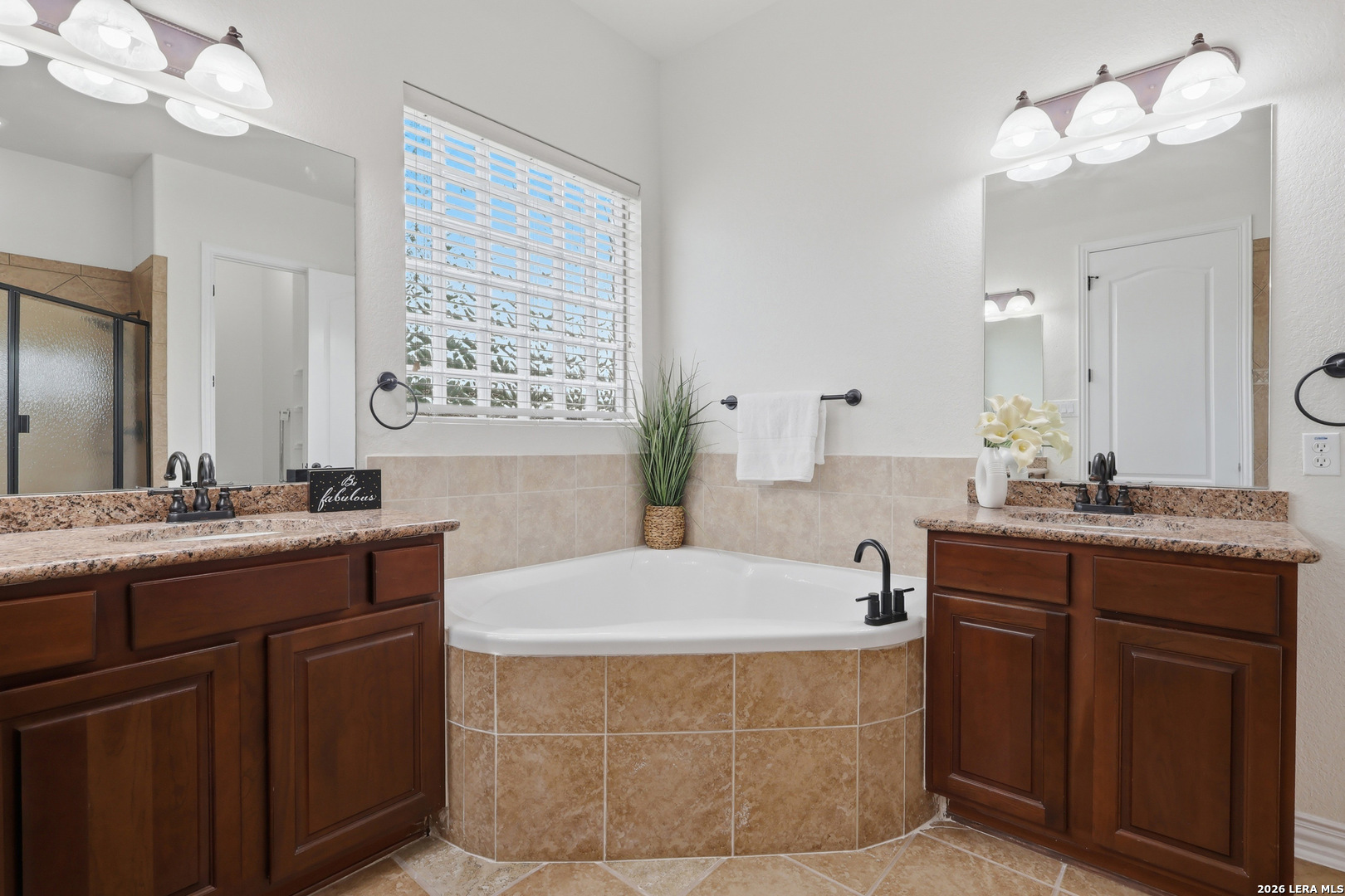 8919 Comanche Path Garden Ridge TX 78266