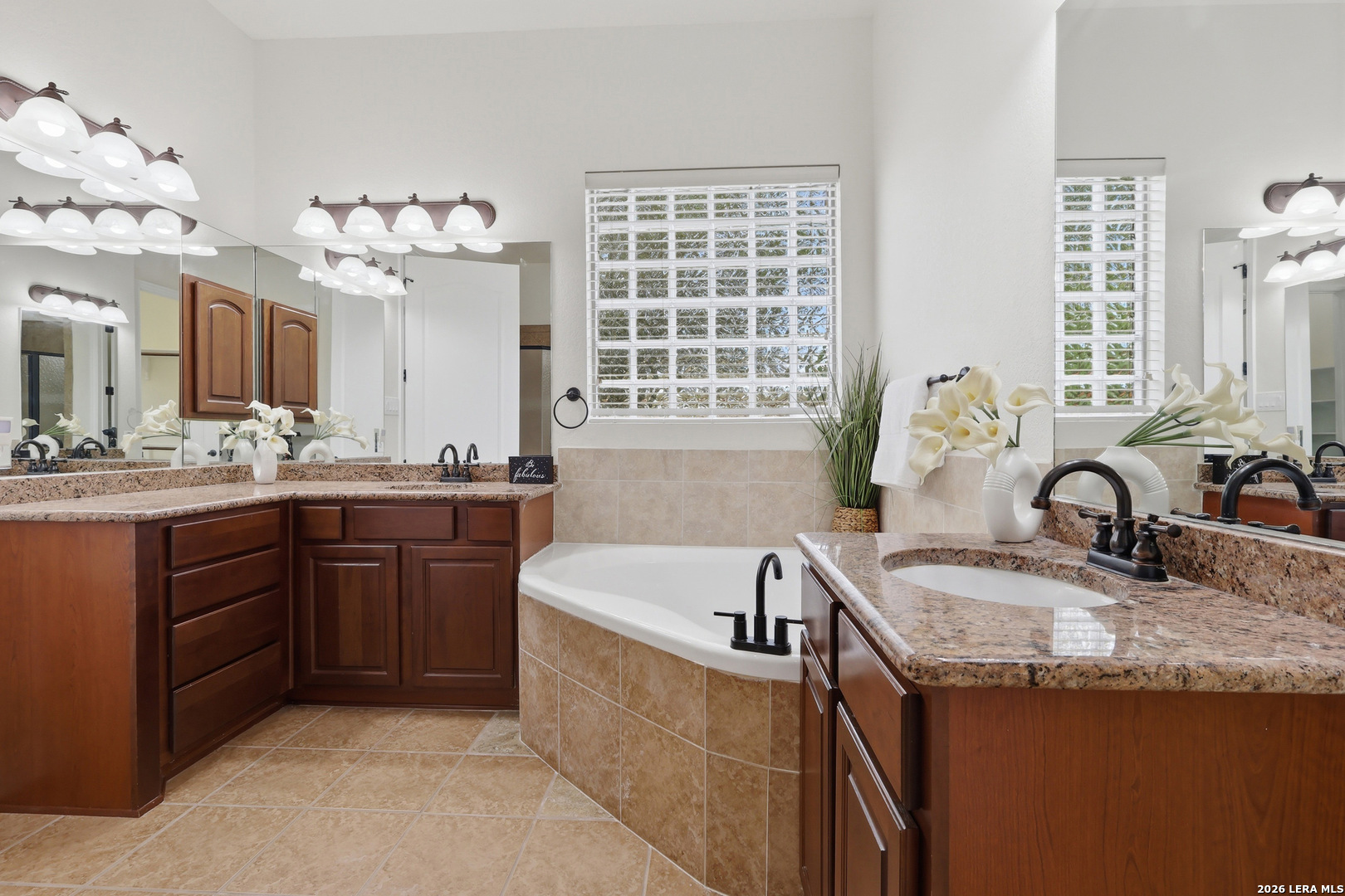 8919 Comanche Path Garden Ridge TX 78266