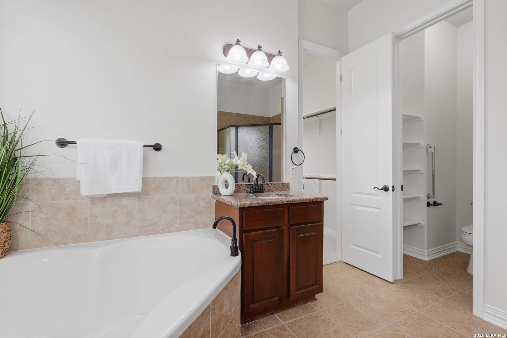 8919 Comanche Path Garden Ridge TX 78266