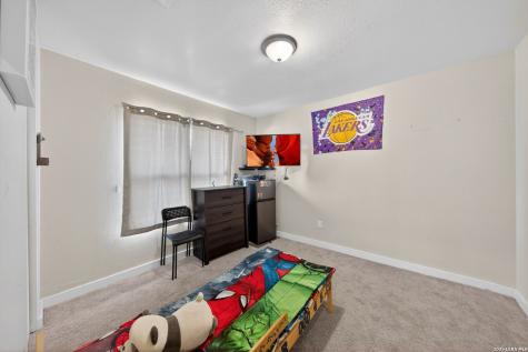 122 Globe Avenue San Antonio TX 78228