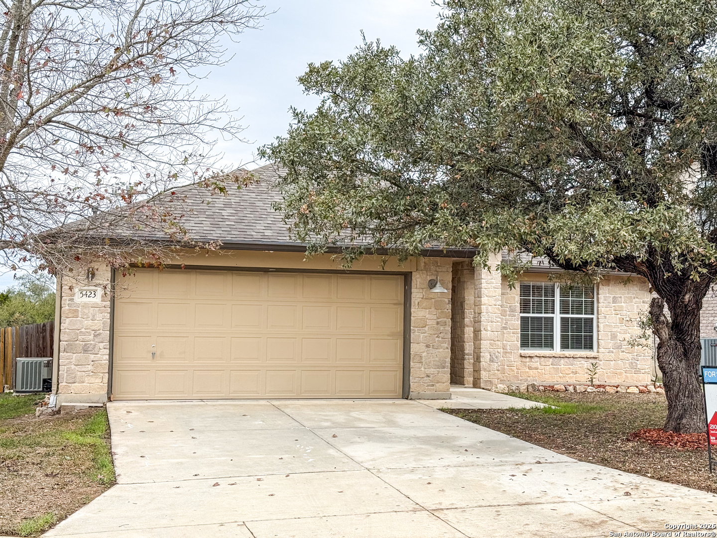 5423 Southern Oaks San Antonio TX 78261