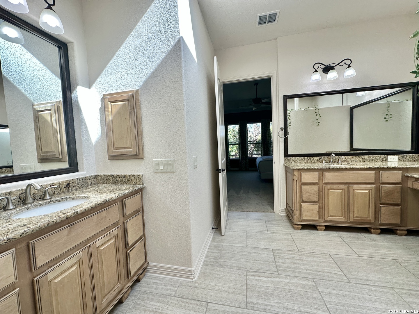 4519 Amorosa San Antonio TX 78261