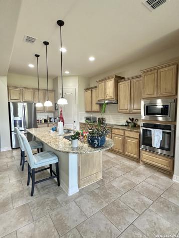 4519 Amorosa San Antonio TX 78261