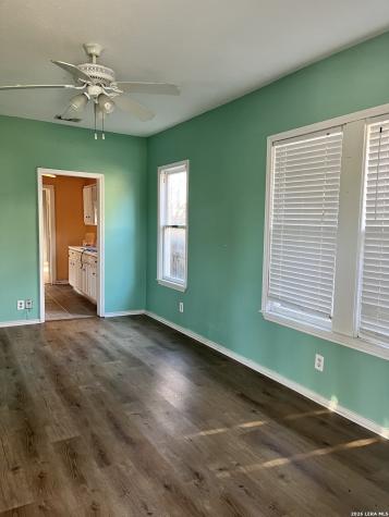 206 Thompson San Antonio TX 78225