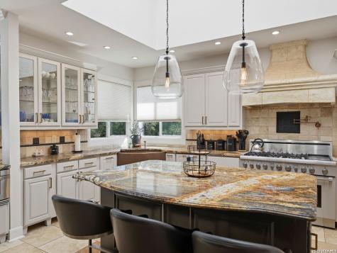 6 Devon Wood San Antonio TX 78257