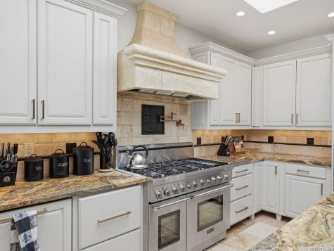 6 Devon Wood San Antonio TX 78257