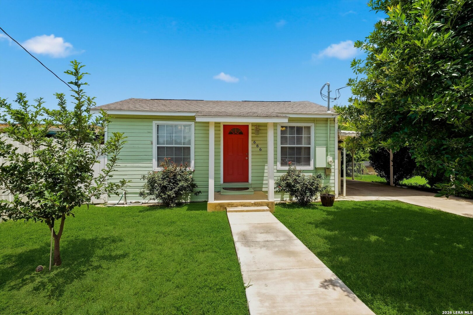 666 N San Eduardo Avenue San Antonio TX 78228