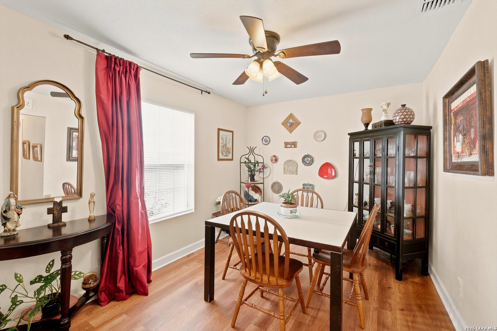 666 N San Eduardo Avenue San Antonio TX 78228