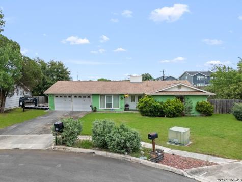 6823 S Whitland San Antonio TX 78239