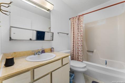 6823 S Whitland San Antonio TX 78239