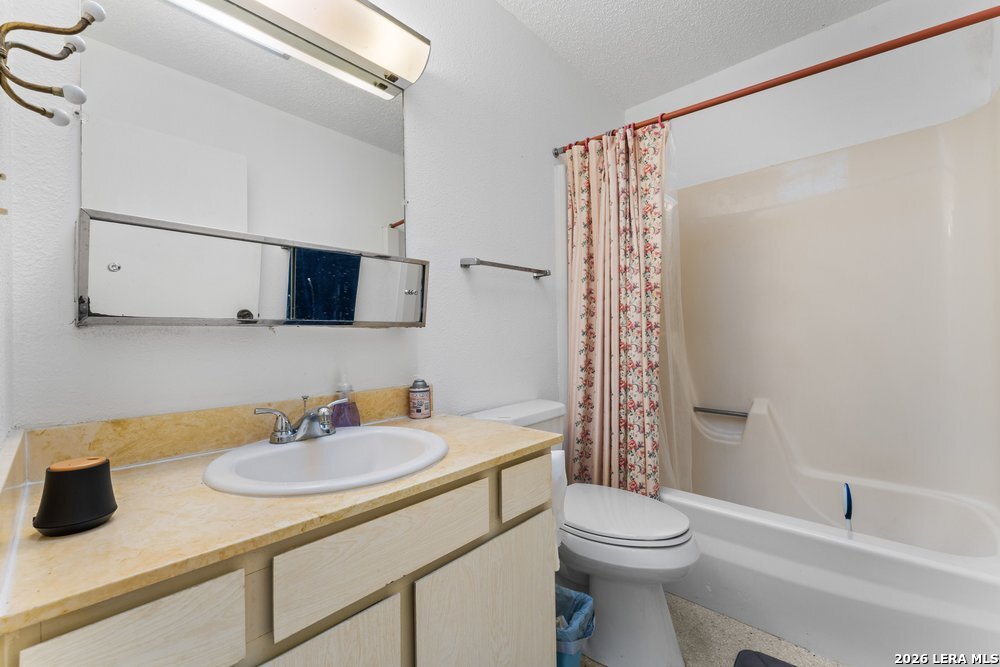 6823 S Whitland San Antonio TX 78239