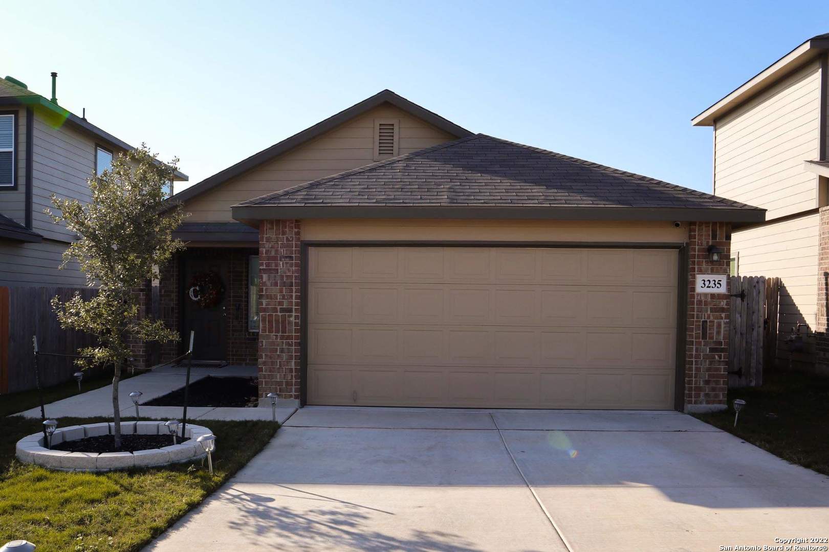 3235 Onion Creek San Antonio TX 78245