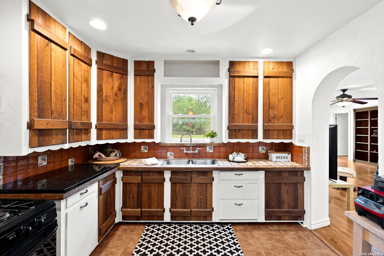 408 W College Street Fredericksburg TX 78624