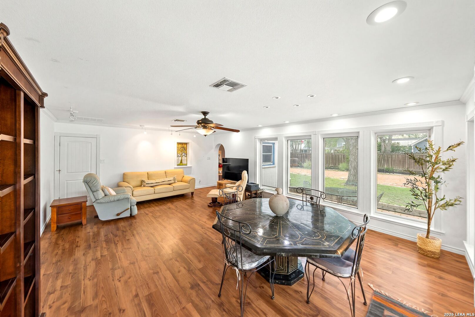 408 W College Street Fredericksburg TX 78624