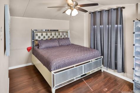 1892 Fm 476 Poteet TX 78065