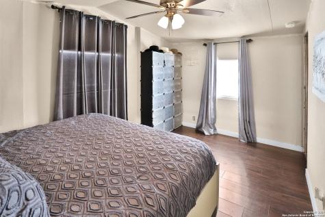 1892 Fm 476 Poteet TX 78065
